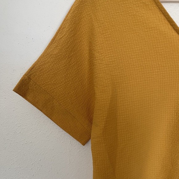 Yellow V Neck Button Up Shirt Short Sleeve Blouse Top Mustard Size Small Women's - Picture 4 of 6